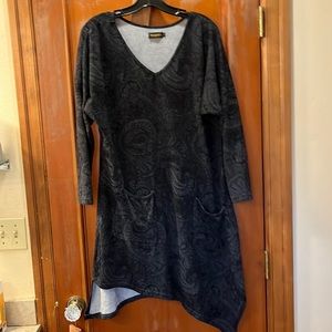 Dark gray/black subtle paisley pattern dress. Size medium. Asymmetrical hem.